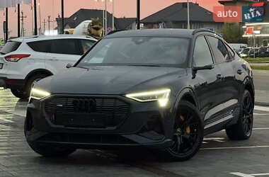 Внедорожник / Кроссовер Audi e-tron Sportback 2022 в 
