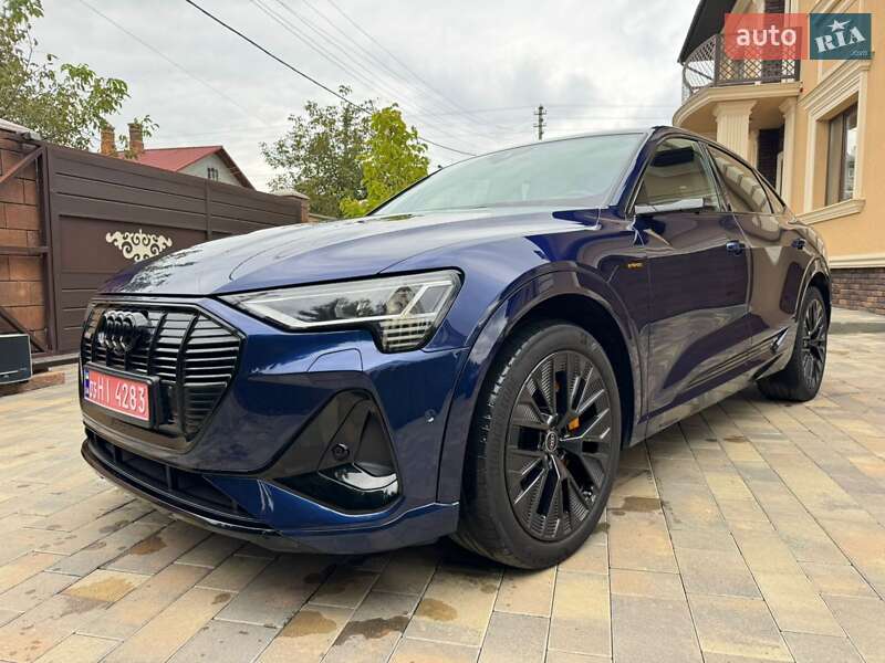 Внедорожник / Кроссовер Audi e-tron Sportback 2021 в Днепре
