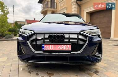 Внедорожник / Кроссовер Audi e-tron Sportback 2021 в 