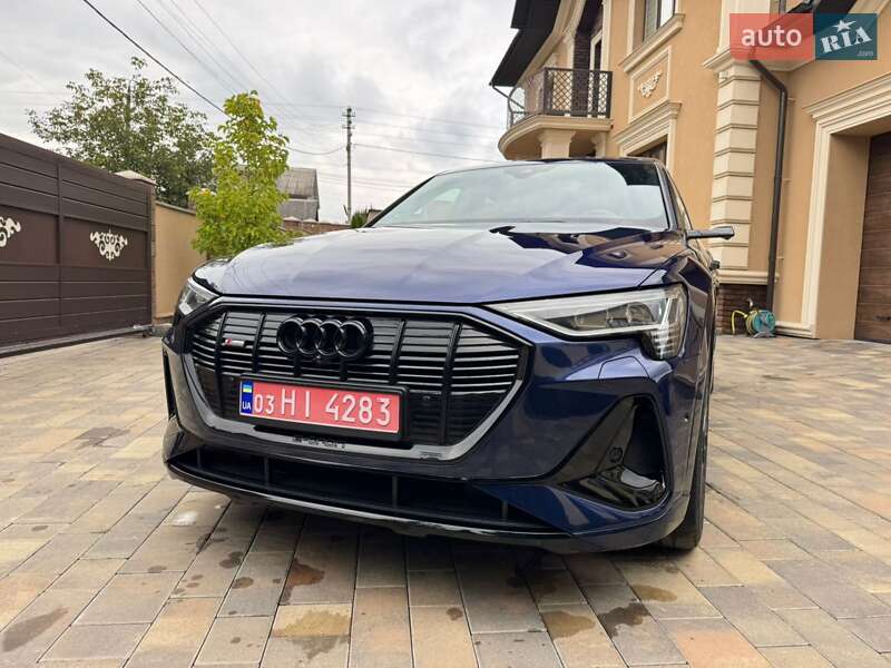 Внедорожник / Кроссовер Audi e-tron Sportback 2021 в Днепре