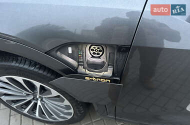 Внедорожник / Кроссовер Audi e-tron Sportback 2020 в 