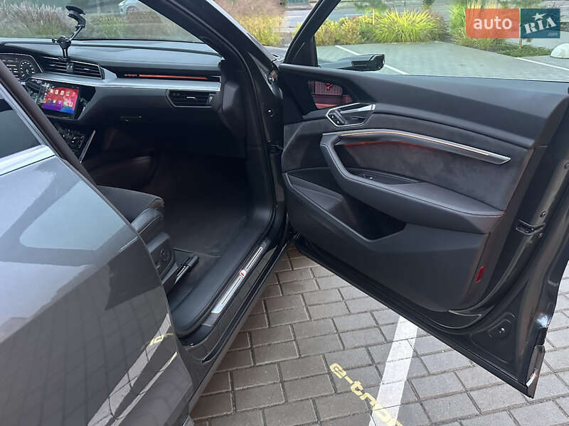 Позашляховик / Кросовер Audi e-tron Sportback 2020 в Хмельницькому фото 47 Позашляховик / Кросовер Audi e-tron Sportback 2020 в Хмельницькому