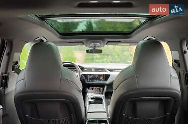Внедорожник / Кроссовер Audi e-tron Sportback 2021 в 