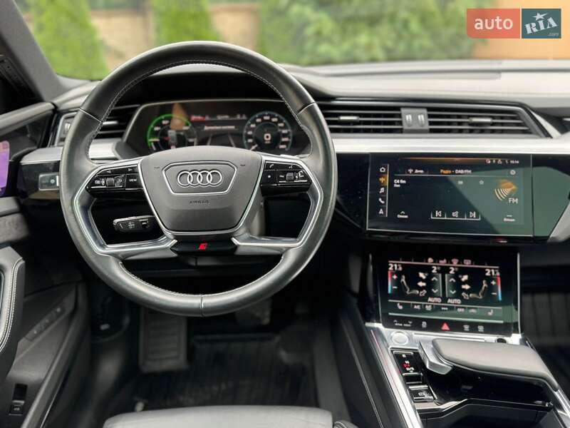 Внедорожник / Кроссовер Audi e-tron Sportback 2021 в Днепре