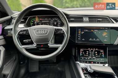 Внедорожник / Кроссовер Audi e-tron Sportback 2021 в 