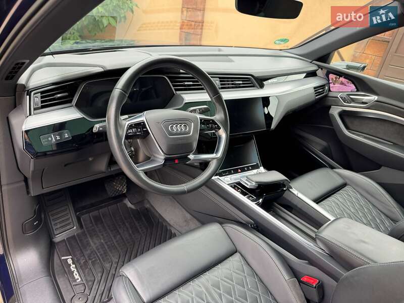 Внедорожник / Кроссовер Audi e-tron Sportback 2021 в Днепре