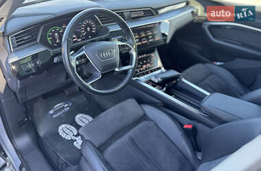 Внедорожник / Кроссовер Audi e-tron Sportback 2020 в 
