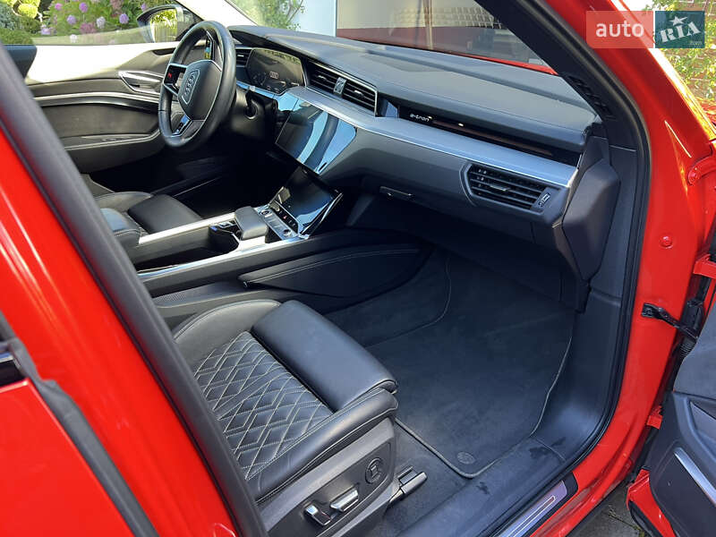 Внедорожник / Кроссовер Audi e-tron Sportback 2022 в Бердичеве фото 8 Внедорожник / Кроссовер Audi e-tron Sportback 2022 в Бердичеве