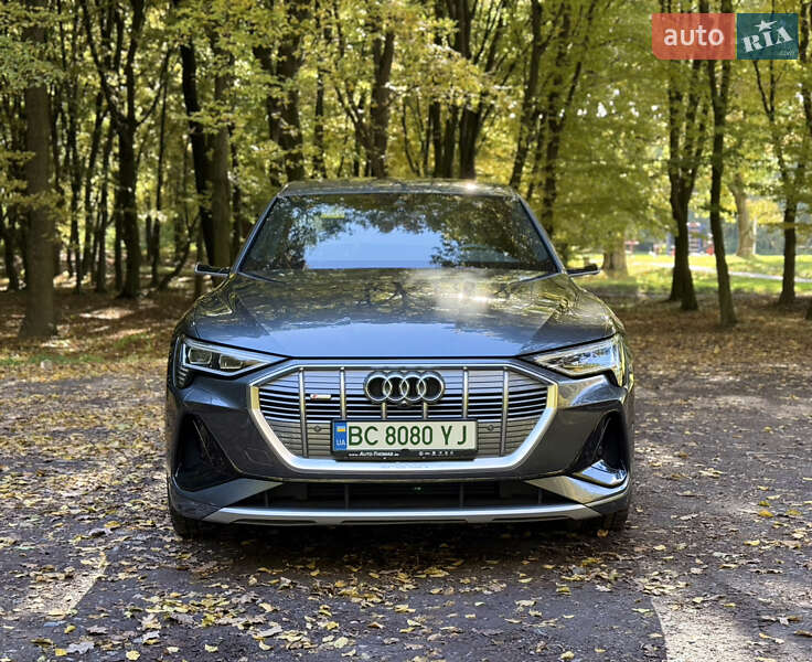 Позашляховик / Кросовер Audi e-tron Sportback 2020 в 