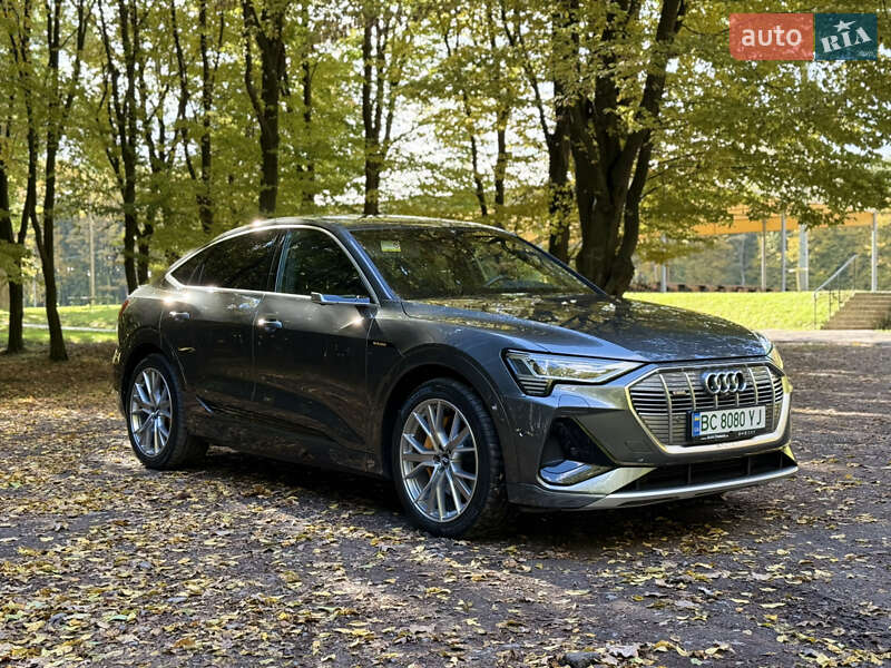 Позашляховик / Кросовер Audi e-tron Sportback 2020 в Львові