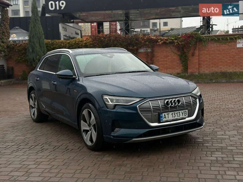 Позашляховик / Кросовер Audi e-tron Sportback 2019 в Івано-Франківську