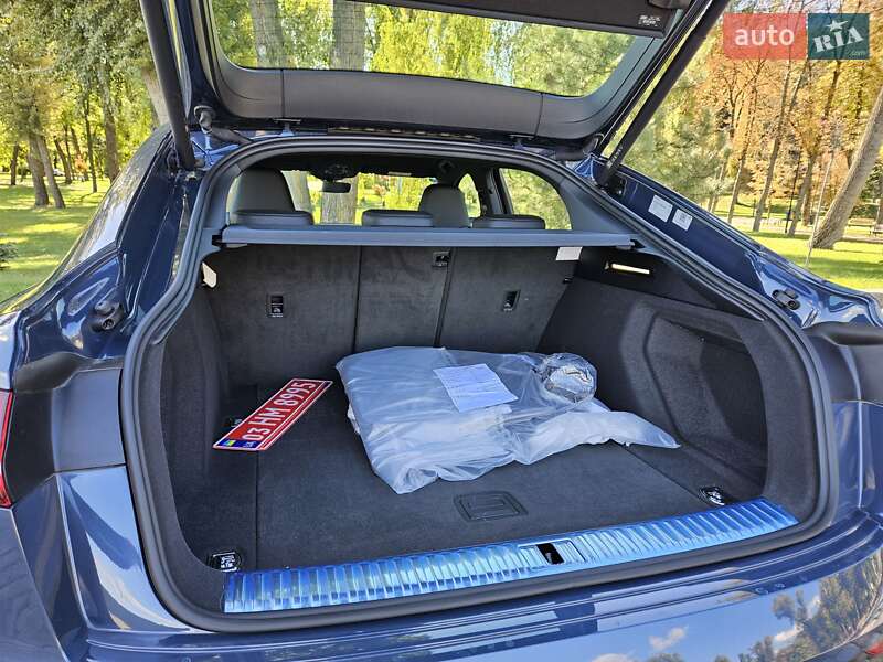 Внедорожник / Кроссовер Audi e-tron Sportback 2022 в Киеве фото 33 Внедорожник / Кроссовер Audi e-tron Sportback 2022 в Киеве
