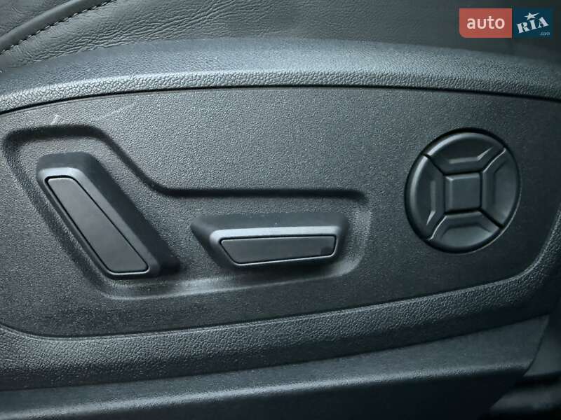 Внедорожник / Кроссовер Audi e-tron Sportback 2020 в Коломые