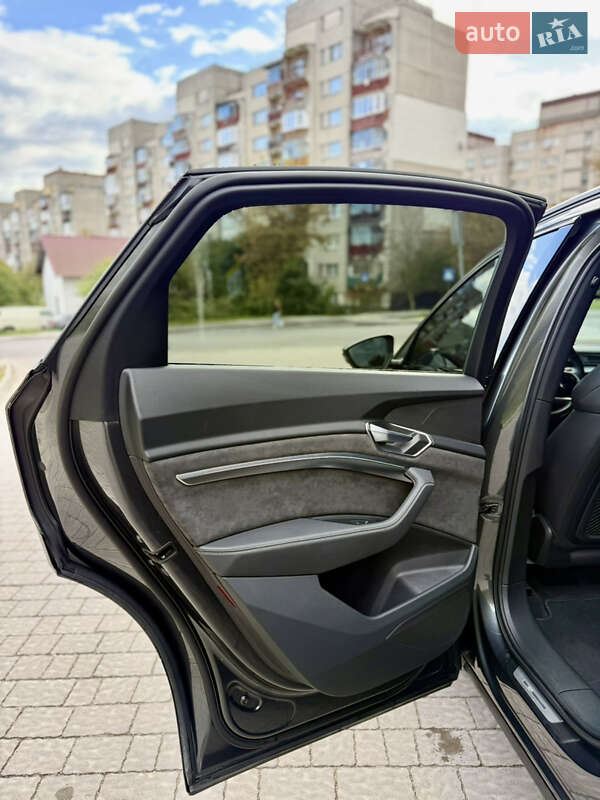 Внедорожник / Кроссовер Audi e-tron Sportback 2020 в Львове