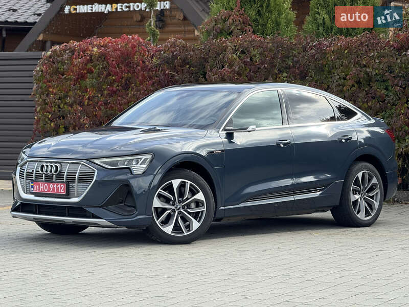 Внедорожник / Кроссовер Audi e-tron Sportback 2021 в Стрые