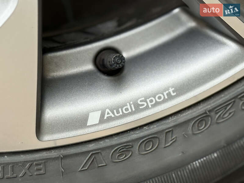 Внедорожник / Кроссовер Audi e-tron Sportback 2021 в Стрые