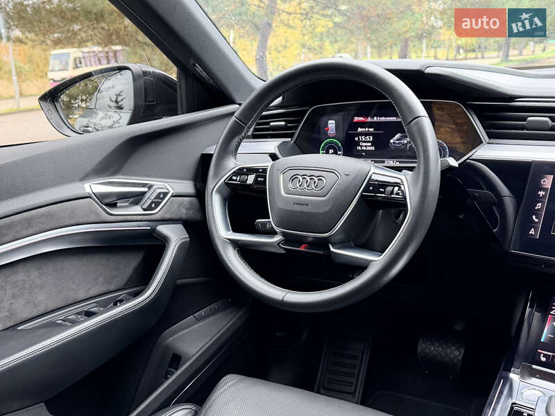 Внедорожник / Кроссовер Audi e-tron Sportback 2021 в Дрогобыче