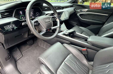 Внедорожник / Кроссовер Audi e-tron Sportback 2021 в 