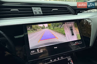 Внедорожник / Кроссовер Audi e-tron Sportback 2021 в 