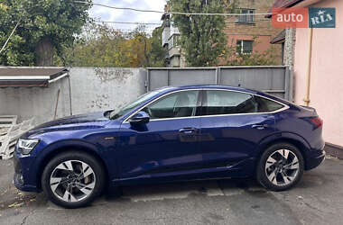 Внедорожник / Кроссовер Audi e-tron Sportback 2023 в 