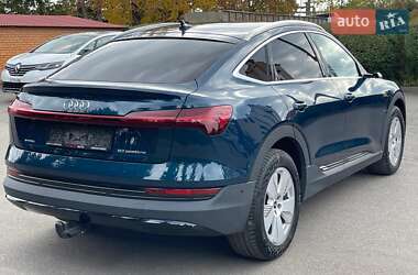 Позашляховик / Кросовер Audi e-tron Sportback 2020 в 
