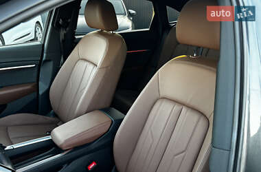 Внедорожник / Кроссовер Audi e-tron Sportback 2021 в 