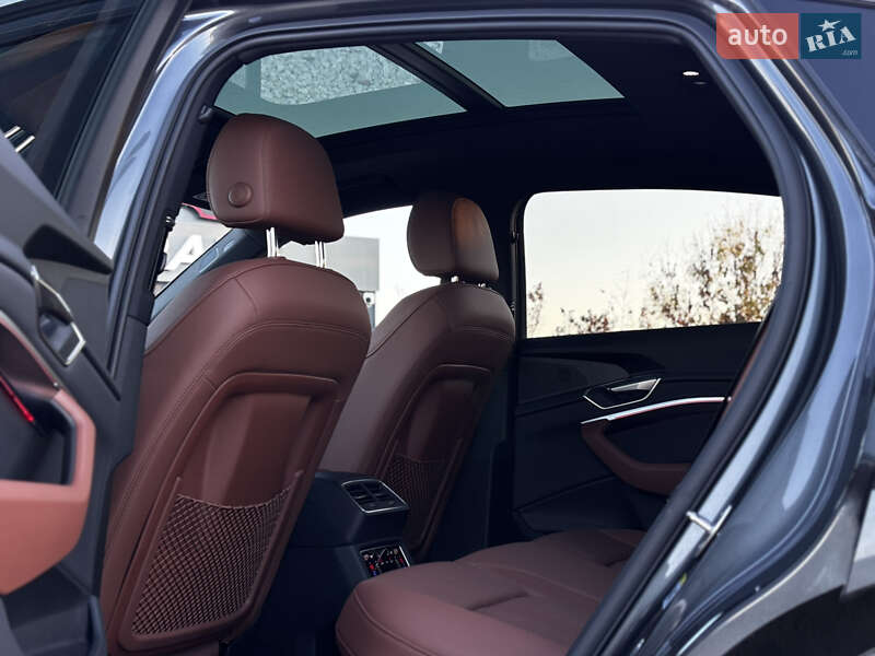 Внедорожник / Кроссовер Audi e-tron Sportback 2021 в Львове