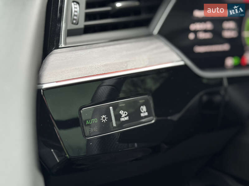Позашляховик / Кросовер Audi e-tron Sportback 2022 в Умані фото 17 Позашляховик / Кросовер Audi e-tron Sportback 2022 в Умані