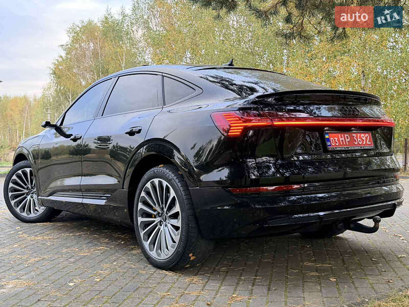 Внедорожник / Кроссовер Audi e-tron Sportback 2020 в Дрогобыче
