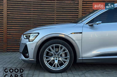 Внедорожник / Кроссовер Audi e-tron Sportback 2020 в 