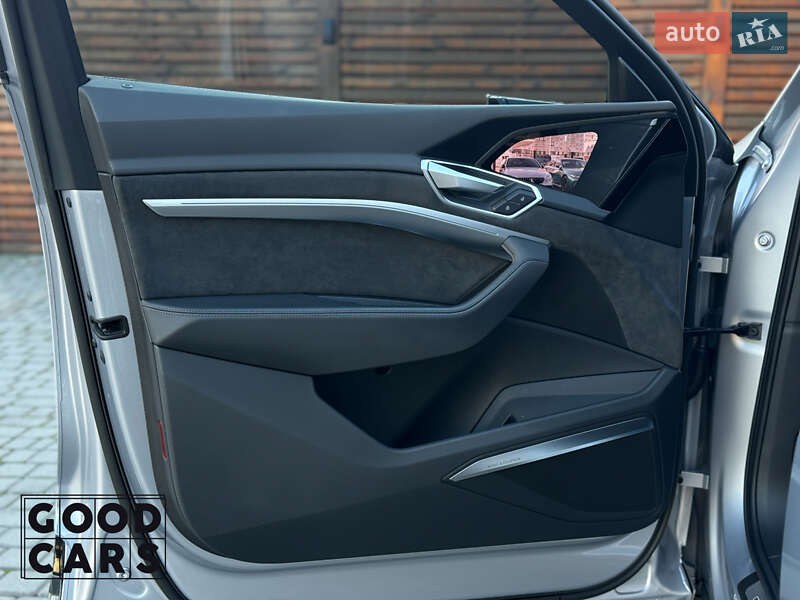 Внедорожник / Кроссовер Audi e-tron Sportback 2020 в Одессе фото 12 Внедорожник / Кроссовер Audi e-tron Sportback 2020 в Одессе