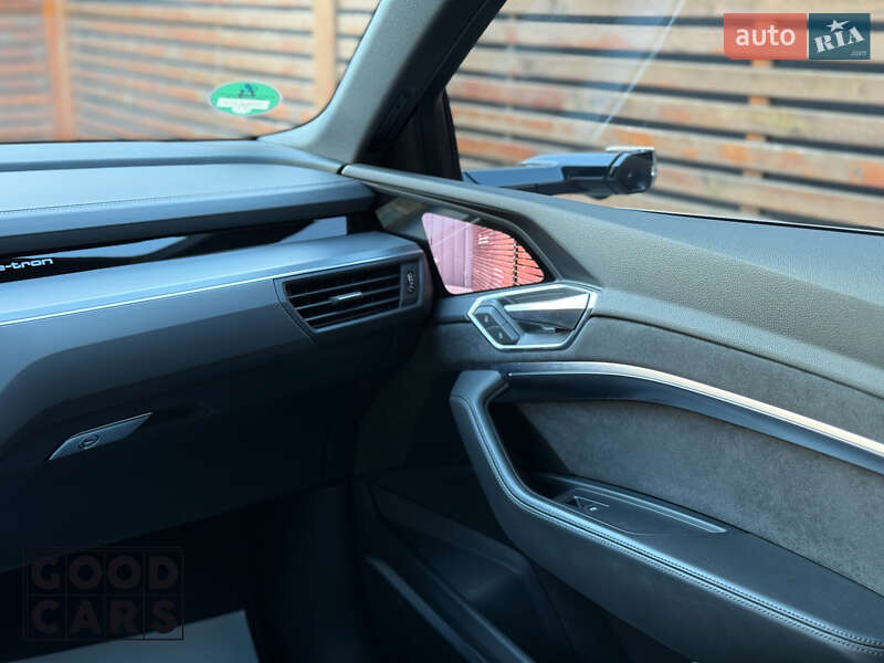 Внедорожник / Кроссовер Audi e-tron Sportback 2020 в Одессе фото 23 Внедорожник / Кроссовер Audi e-tron Sportback 2020 в Одессе