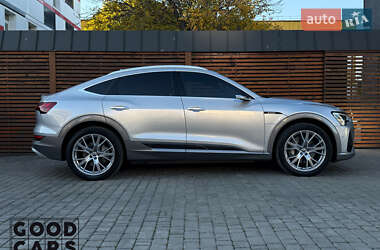 Внедорожник / Кроссовер Audi e-tron Sportback 2020 в 
