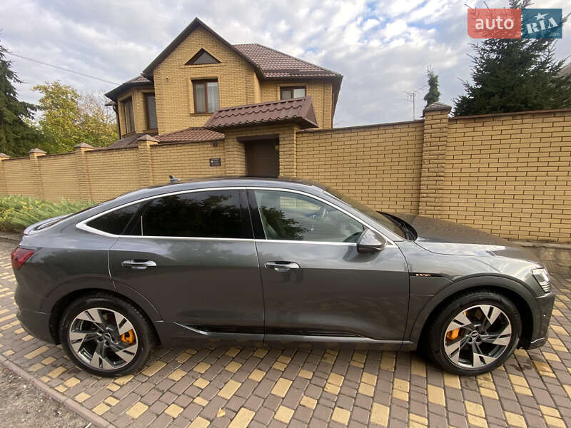 Внедорожник / Кроссовер Audi e-tron Sportback 2020 в Запорожье фото Внедорожник / Кроссовер Audi e-tron Sportback 2020 в Запорожье