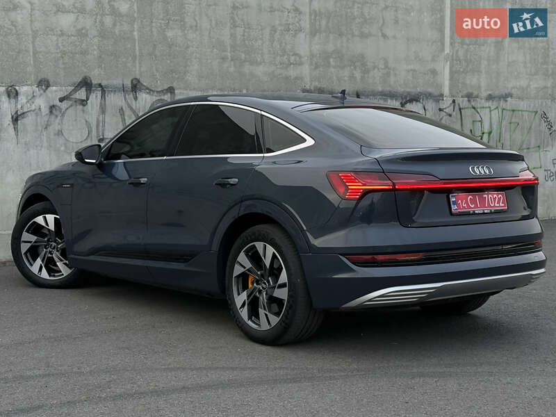 Позашляховик / Кросовер Audi e-tron Sportback 2021 в Львові фото 18 Позашляховик / Кросовер Audi e-tron Sportback 2021 в Львові