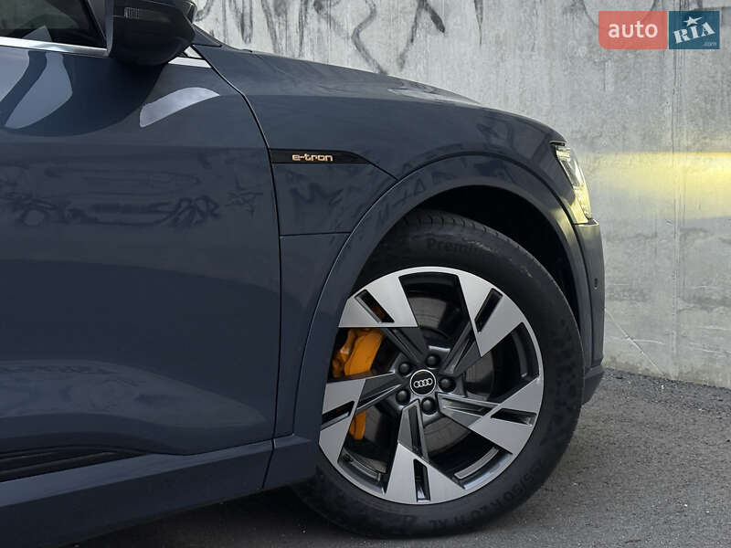 Позашляховик / Кросовер Audi e-tron Sportback 2021 в Львові фото 24 Позашляховик / Кросовер Audi e-tron Sportback 2021 в Львові