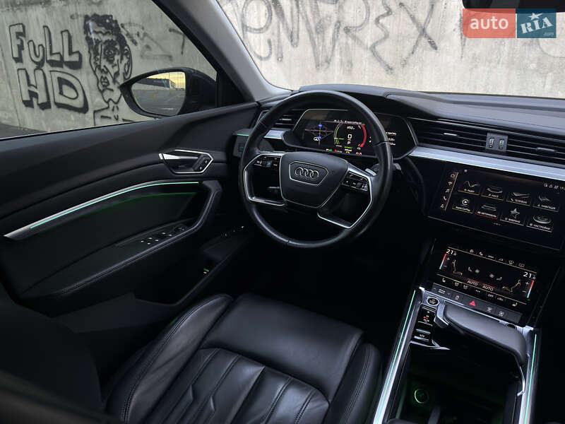 Позашляховик / Кросовер Audi e-tron Sportback 2021 в Львові фото 57 Позашляховик / Кросовер Audi e-tron Sportback 2021 в Львові