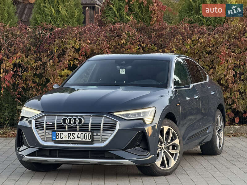 Внедорожник / Кроссовер Audi e-tron Sportback 2021 в 