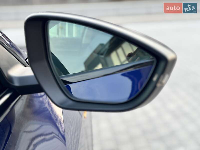 Позашляховик / Кросовер Audi e-tron Sportback 2021 в Тернополі