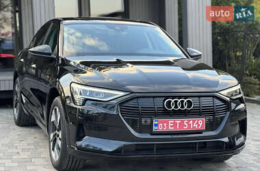 Позашляховик / Кросовер Audi e-tron Sportback 2020 в  фото 13 Позашляховик / Кросовер Audi e-tron Sportback 2020 в