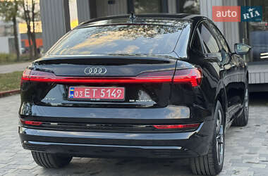Позашляховик / Кросовер Audi e-tron Sportback 2020 в  фото 24 Позашляховик / Кросовер Audi e-tron Sportback 2020 в