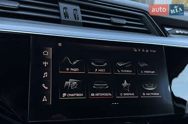 Позашляховик / Кросовер Audi e-tron Sportback 2020 в  фото 71 Позашляховик / Кросовер Audi e-tron Sportback 2020 в