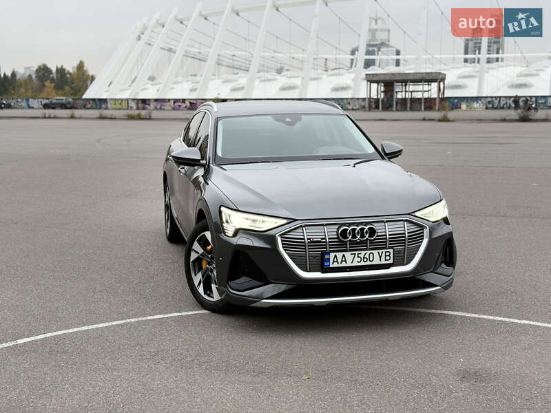 Внедорожник / Кроссовер Audi e-tron Sportback 2020 в Киеве
