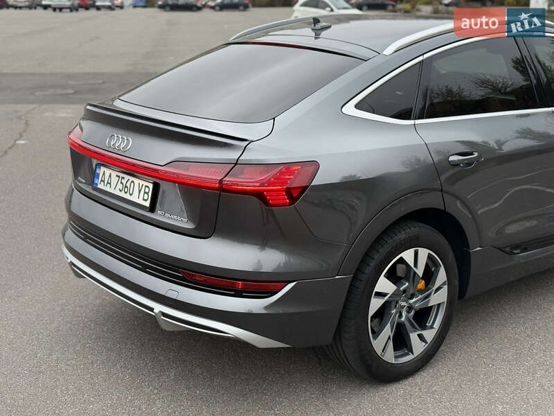Внедорожник / Кроссовер Audi e-tron Sportback 2020 в Киеве