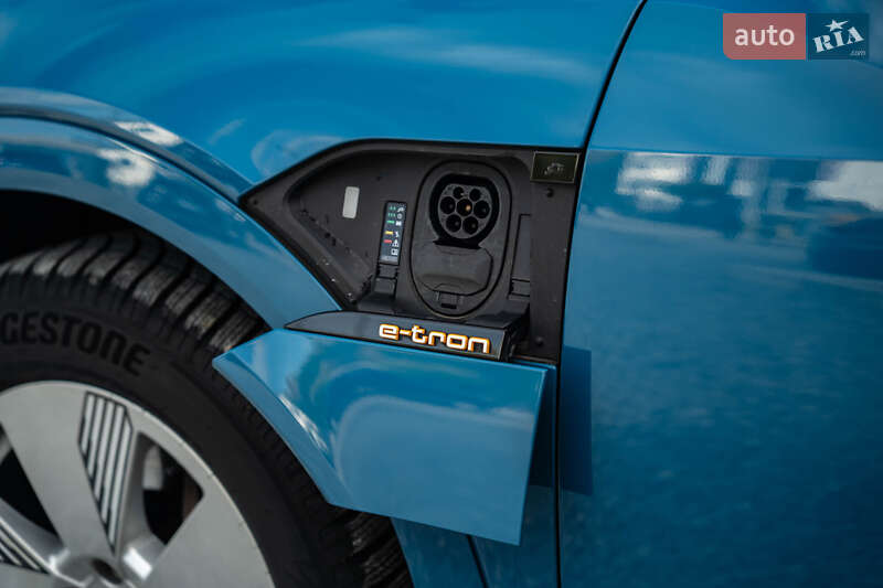 Позашляховик / Кросовер Audi e-tron Sportback 2020 в Чернівцях фото 22 Позашляховик / Кросовер Audi e-tron Sportback 2020 в Чернівцях
