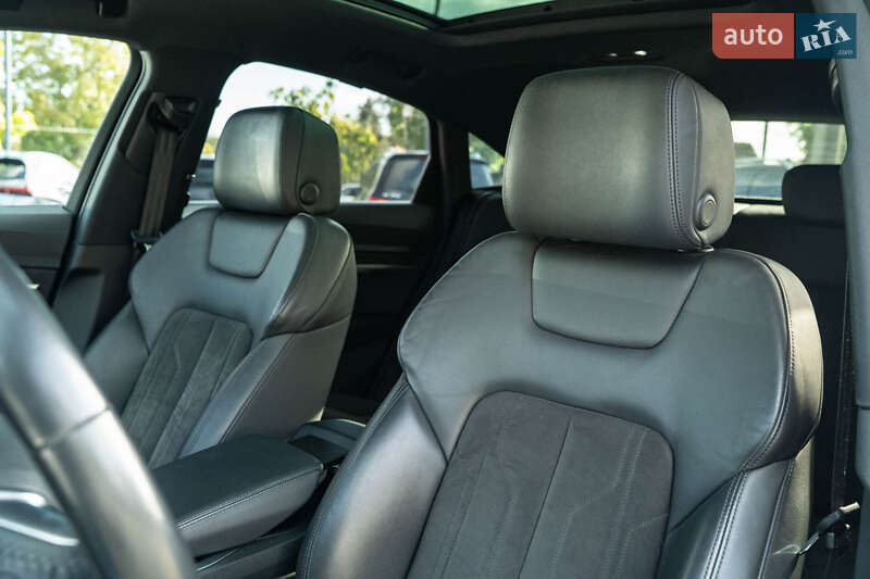 Позашляховик / Кросовер Audi e-tron Sportback 2020 в Чернівцях фото 50 Позашляховик / Кросовер Audi e-tron Sportback 2020 в Чернівцях