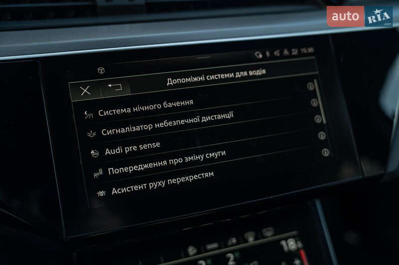 Позашляховик / Кросовер Audi e-tron Sportback 2020 в Чернівцях фото 42 Позашляховик / Кросовер Audi e-tron Sportback 2020 в Чернівцях