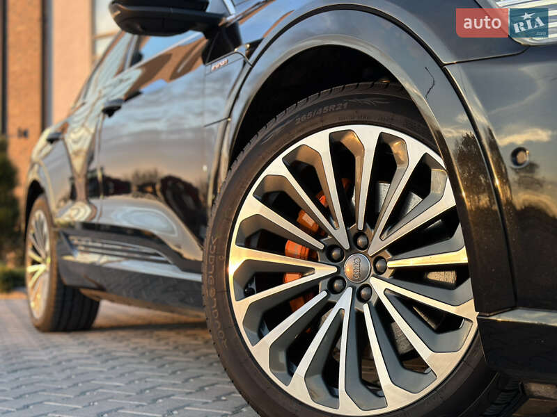 Позашляховик / Кросовер Audi e-tron Sportback 2020 в Тернополі фото 37 Позашляховик / Кросовер Audi e-tron Sportback 2020 в Тернополі