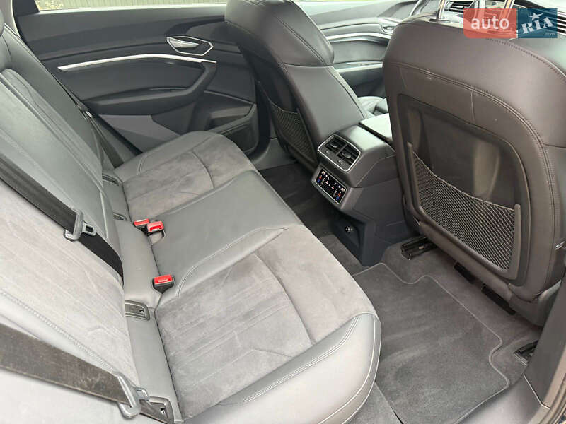 Позашляховик / Кросовер Audi e-tron Sportback 2022 в Чернівцях фото 4 Позашляховик / Кросовер Audi e-tron Sportback 2022 в Чернівцях