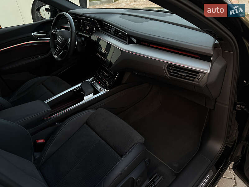Внедорожник / Кроссовер Audi e-tron Sportback 2021 в Тернополе фото 43 Внедорожник / Кроссовер Audi e-tron Sportback 2021 в Тернополе